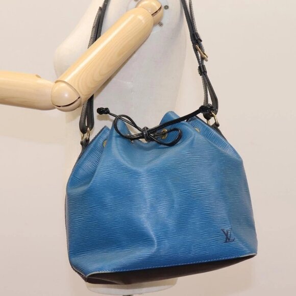 LOUIS VUITTON Epi Petit Noe Shoulder Bag Bicolor Black Blue M44152 Auth 114681 - Picture 15 of 16